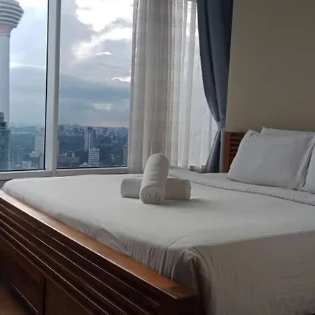 Sky Suites Klcc By Near Petronas Twin Tower Kuala Lumpur Exterior photo