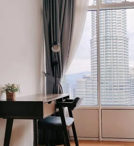 Sky Suites Klcc By Near Petronas Twin Tower