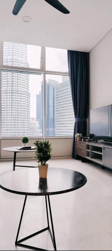 Sky Klcc By Near Petronas Twin Tower Apartment *